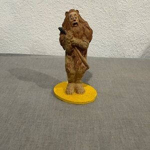 Vintage 1988 Wizard of Oz Cowardly Lion Figurine 50th Anniversary